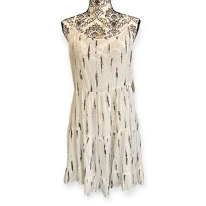 Kiwi + Punch | NWT Women’s Spaghetti Strap White Tiered Dress